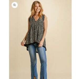 Umgee Black White Spotted Animal Print V-Nexk Sleeveless Babydoll Hi-Low Top M